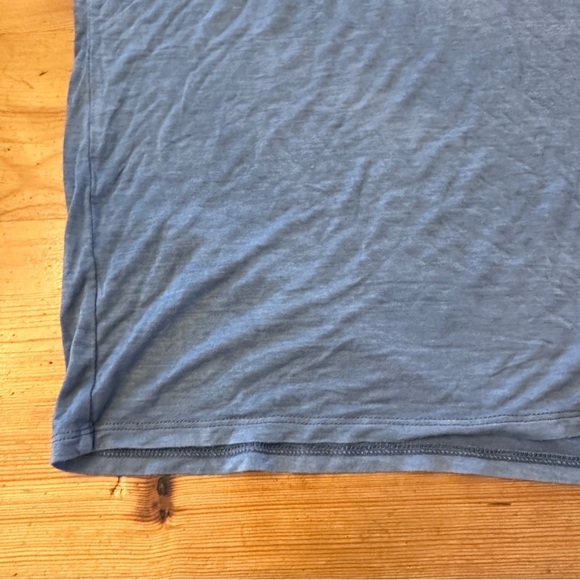 SOFT & SEXY American Eagle Outfitters embroidered flowers V neck M distressed - Picture 6 of 8